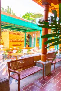 Lura Hostel Cafe